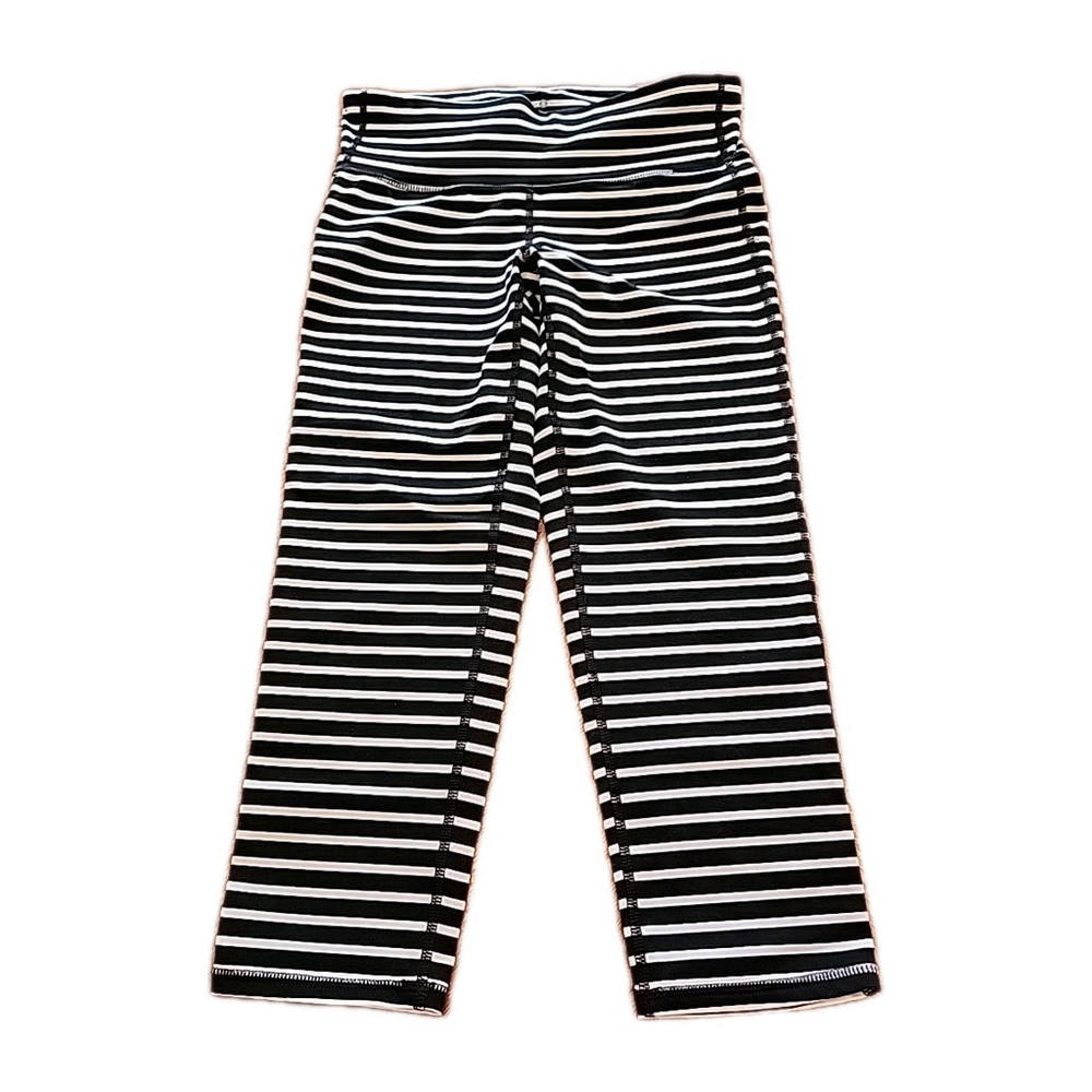 Athleta Women's Striped Capri Leggings Size Small Black/ White A2